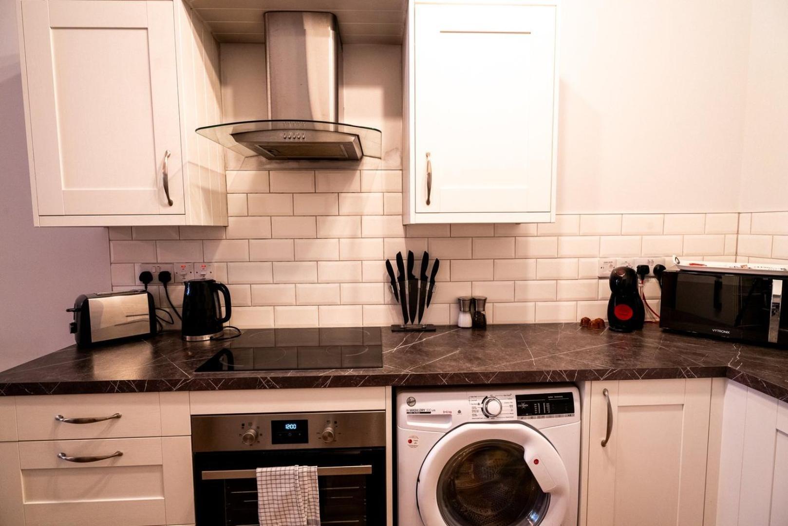 Free Parking | Smart Tv | 4 Guests Lägenhet Swansea Exteriör bild