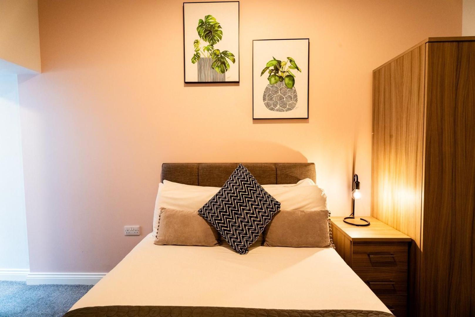 Free Parking | Smart Tv | 4 Guests Lägenhet Swansea Rum bild