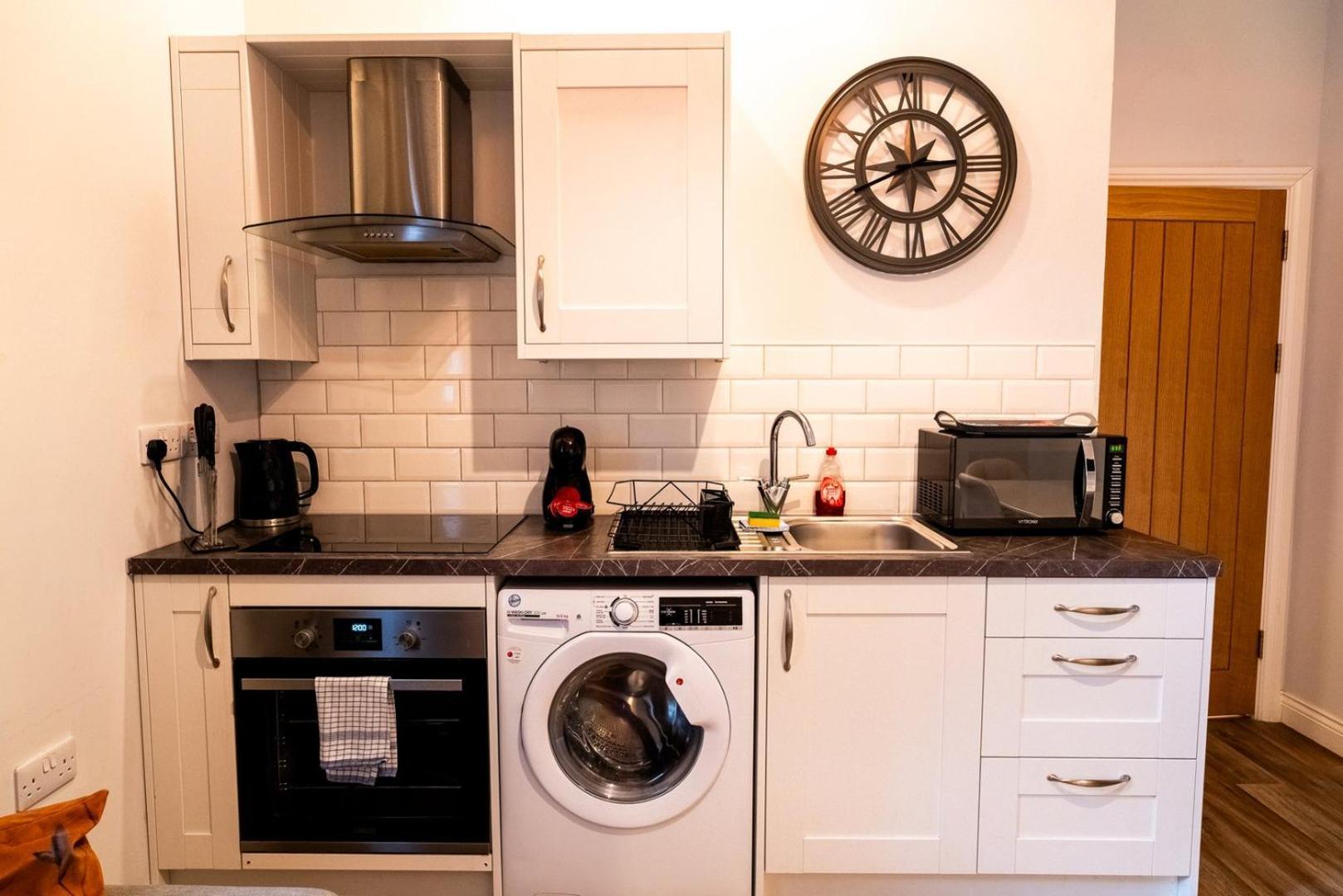 Free Parking | Smart Tv | 4 Guests Lägenhet Swansea Rum bild