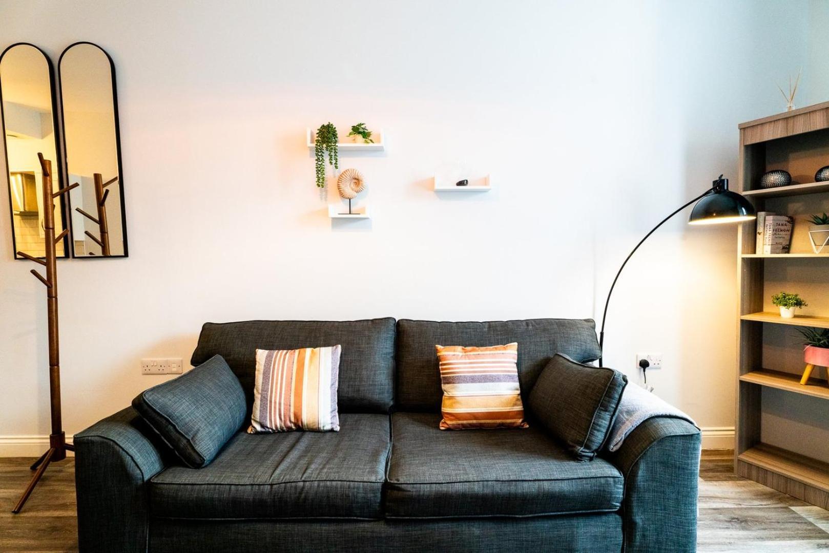 Free Parking | Smart Tv | 4 Guests Lägenhet Swansea Rum bild