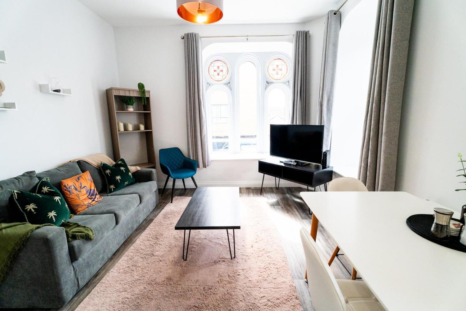 Free Parking | Smart Tv | 4 Guests Lägenhet Swansea Rum bild