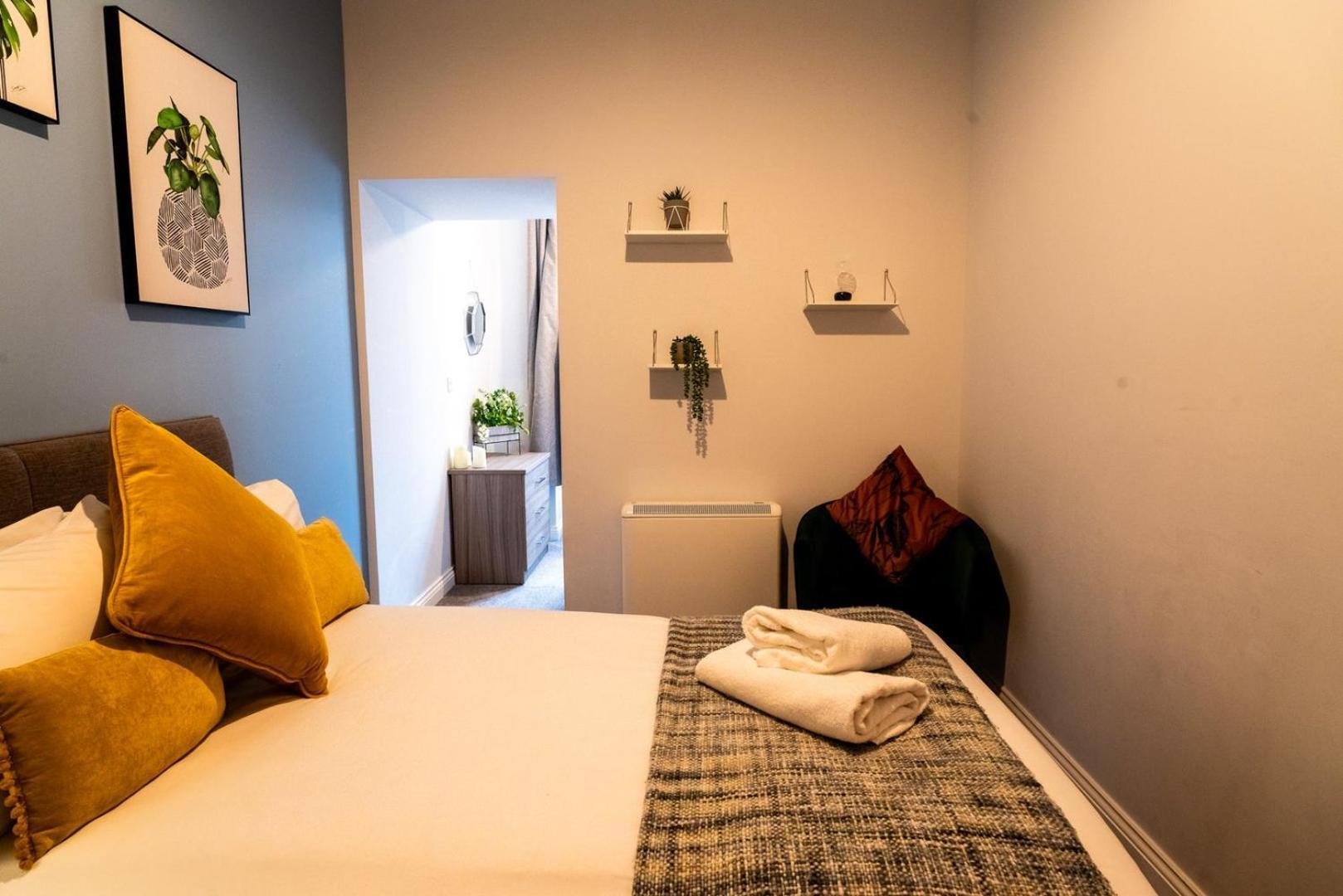 Free Parking | Smart Tv | 4 Guests Lägenhet Swansea Rum bild